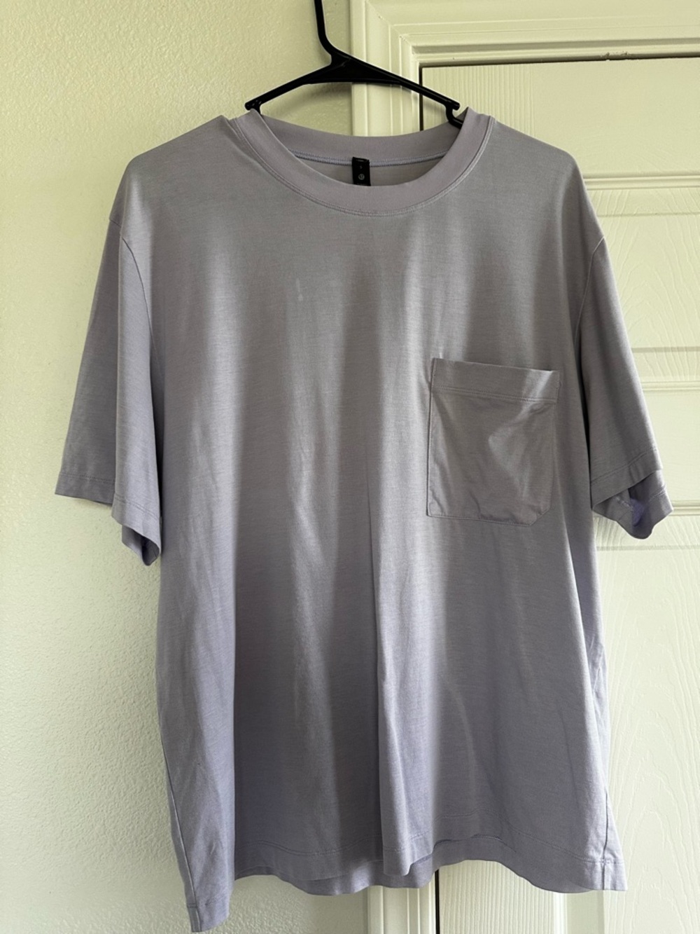 lululemon athletica Men's Pocket Crew Tee - Light Lavender